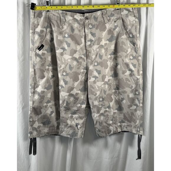 ROCAWEAR Camouflage 100% Cotton Drawstrings Leg Shorts Tan, 42, 87-34 - Picture 9 of 13